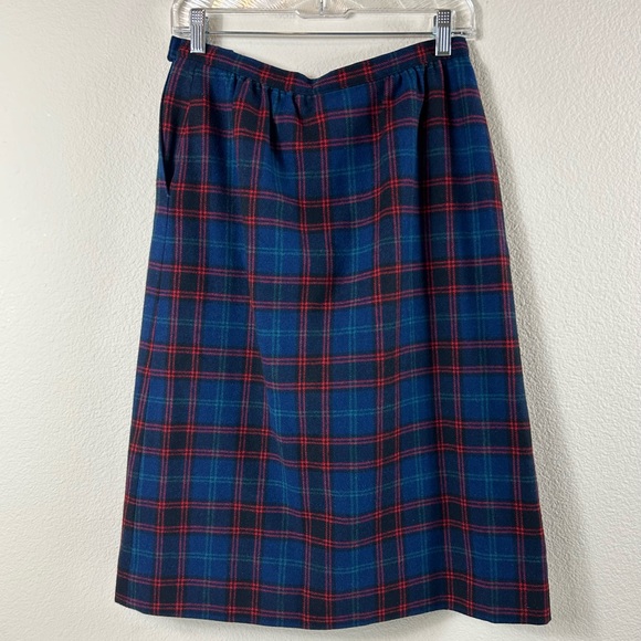 Vintage Pendleton Blue and Red Wool Plaid Skirt, Size 12 - Picture 3 of 8